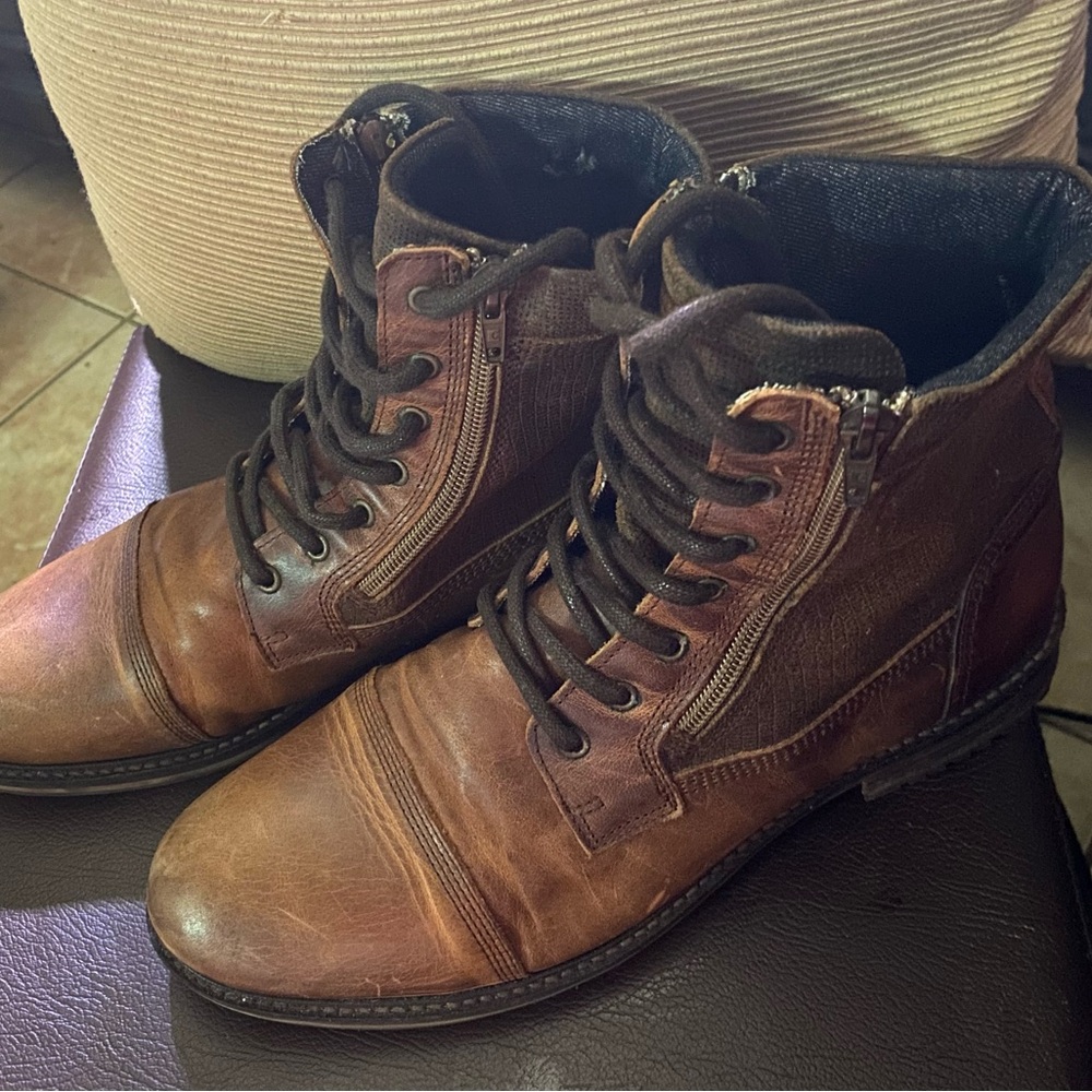 Aldo Brown Leather Boots with Cap Toe and Distressed Finish